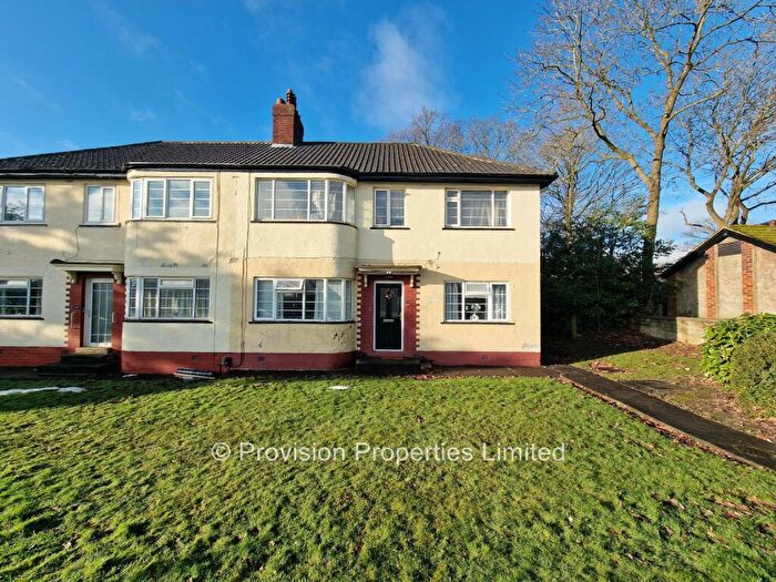 2 Bedroom Flat To Rent In Otley Road, Adel, Leeds, LS16