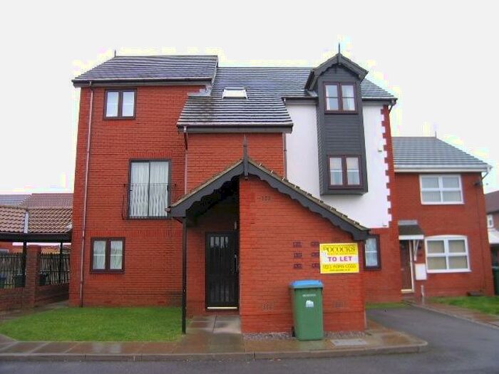 1 Bedroom Flat To Rent In Hulton Close, Southampton, Hampshire, SO19