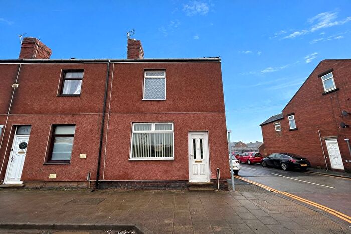 2 Bedroom End Of Terrace House For Sale In Doncaster Road Goldthorpe, Rotherham, South Yorkshire, S63