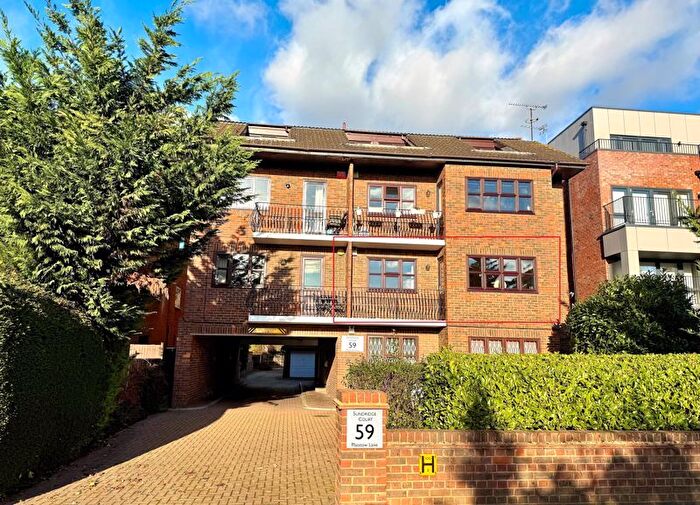 1 Bedroom Flat To Rent In Plaistow Lane, Bromley, BR1