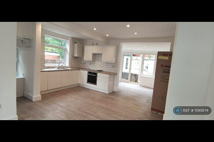 3 Bedroom Semi-Detached House To Rent In Nigel Avenue, Birmingham, B31