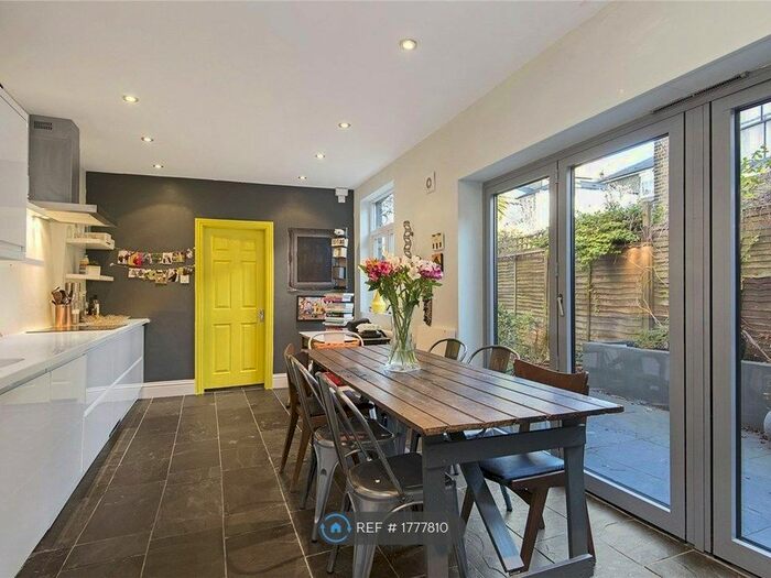 3 Bedroom Semi-Detached House To Rent In Marcilly Road, London, SW18