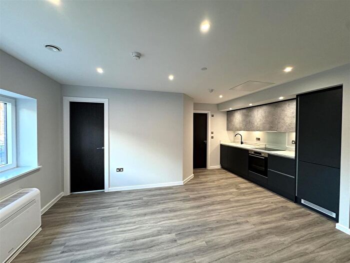 1 Bedroom Flat To Rent In Caversham Road, Reading, RG1