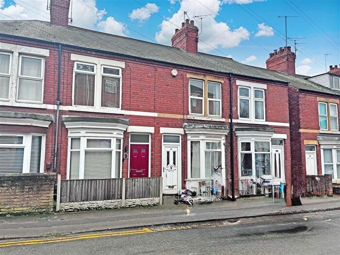 2 Bedroom Terraced House For Sale In Clarence Road, Worksop, Nottinghamshire, S80