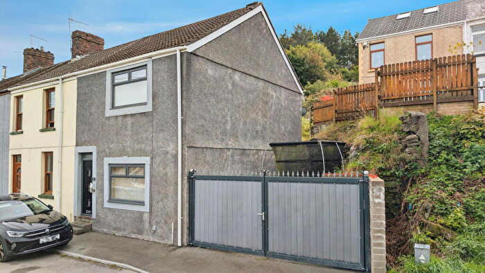 2 Bedroom End Of Terrace House For Sale In Taplow Terrace, Pentrechwyth, Swansea, SA1