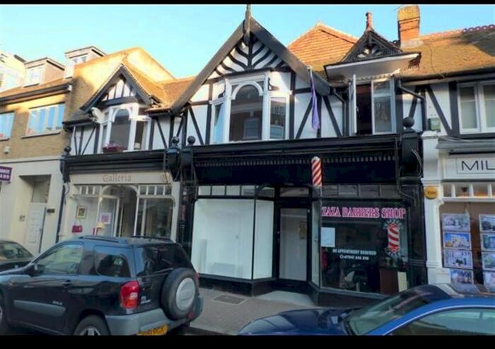 2 Bedroom Flat To Rent In Bridge Road, East Molesey, KT8