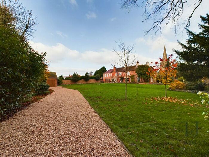 5 Bedroom Detached House For Sale In Church Lane, Barton-In-Fabis, Nottingham, NG11
