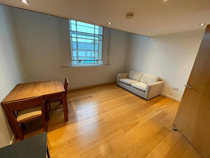 1 Bedroom Apartment To Rent In Holyoake Road, Headington, OX3