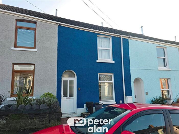4 Bedroom House To Rent In Park Place, Brynmill, Swansea, SA2