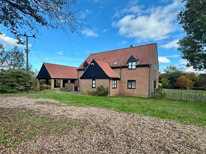 4 Bedroom House To Rent In Station Road, Lakenheath, IP27