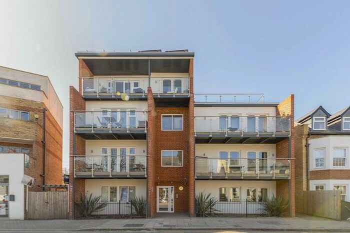 1 Bedroom Flat To Rent In Hartfield Road, London SW19