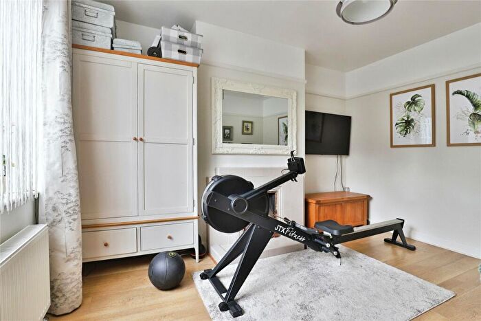 4 Bedroom Detached House For Sale In Glencoe Road, Poole, BH12