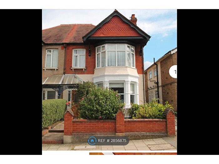 2 Bedroom Maisonette To Rent In Harrow View, Harrow, HA1