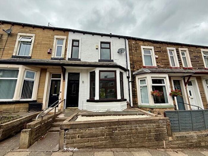 4 Bedroom Terraced House For Sale In Coal Clough Lane, Burnley, Lancashire, BB11