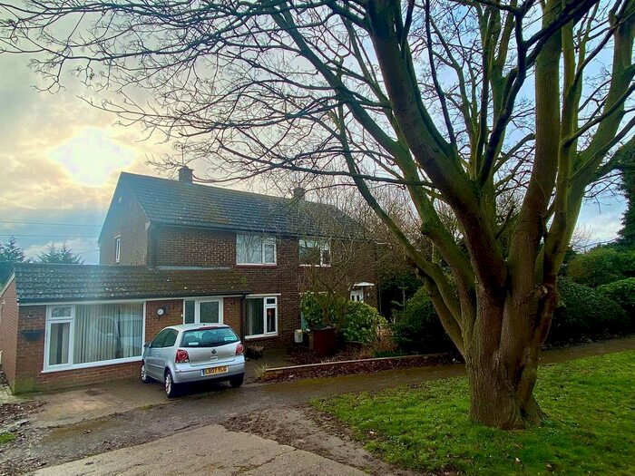 1 Bedroom Flat To Rent In Frognal Lane, Teynham, Sittingbourne, ME9