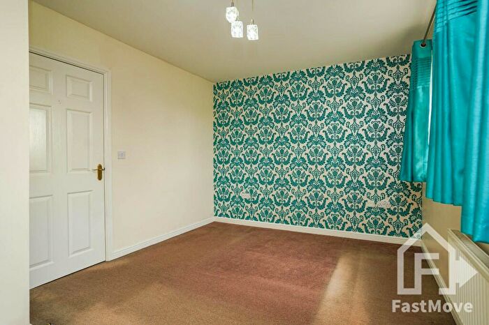 3 Bedroom End Of Terrace House For Sale In Cambourne Place, Mansfield, Nottinghamshire, NG18