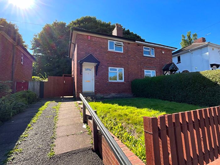 2 Bedroom Semi-Detached House For Sale In Green Park Road, Dudley, DY2