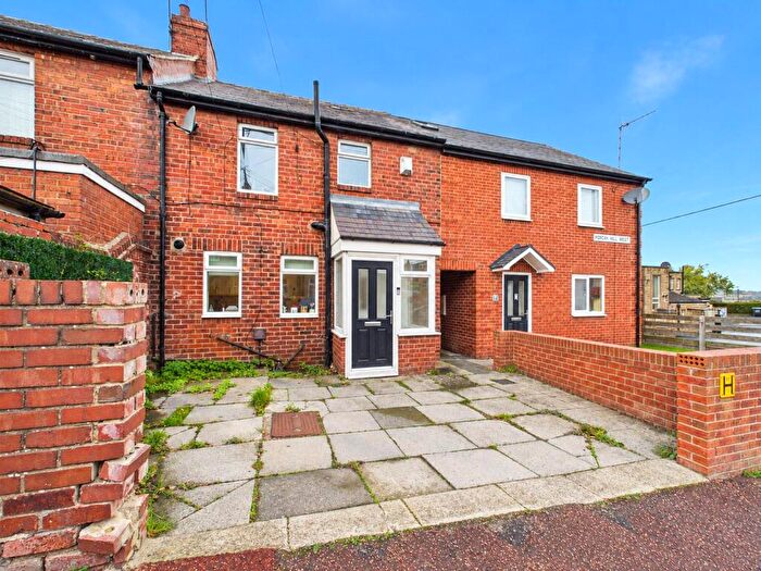 2 Bedroom Terraced House For Sale In Morgy Hill West, Ryton, Tyne And Wear, NE40