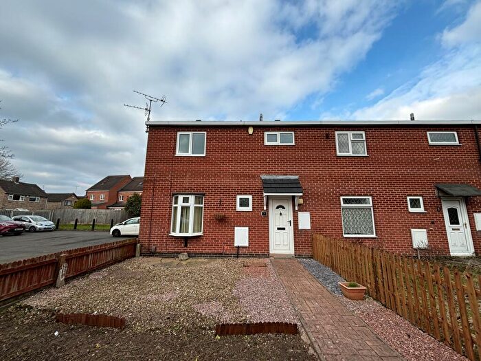 3 Bedroom Semi-Detached House To Rent In Saddleworth Walk, Shelton Lock, Derby, DE24
