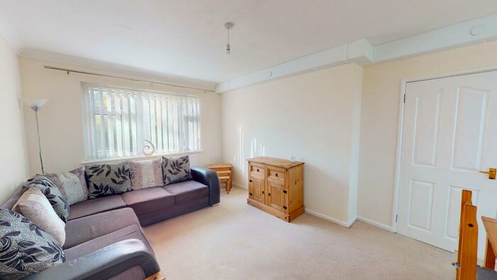 2 Bedroom Flat To Rent In Vermeer Crescent, Newport, NP19