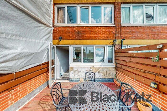 3 Bedroom Flat To Rent In Netherwood Street, West Hampstead (Inclusive Of Gas), NW6