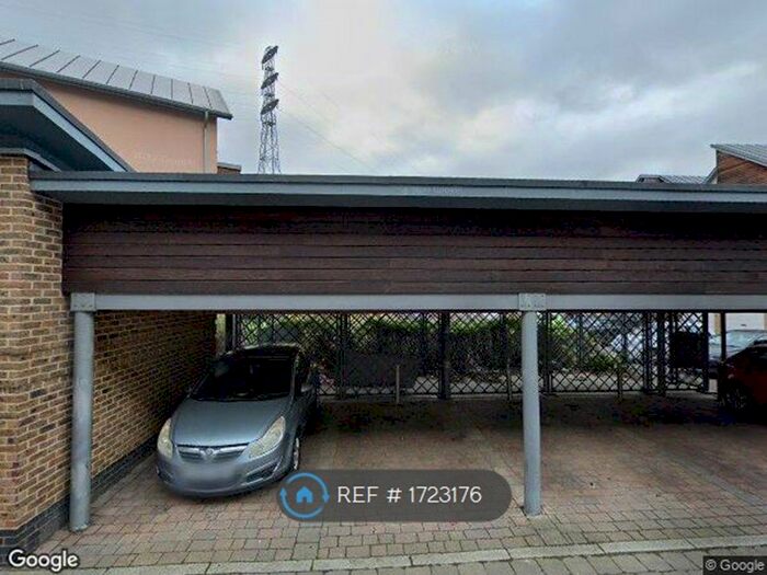 2 Bedroom Flat To Rent In Colchester, Essex, CO2