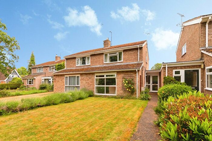 3 Bedroom Semi-Detached House For Sale In High Street, Meldreth, Royston, SG8