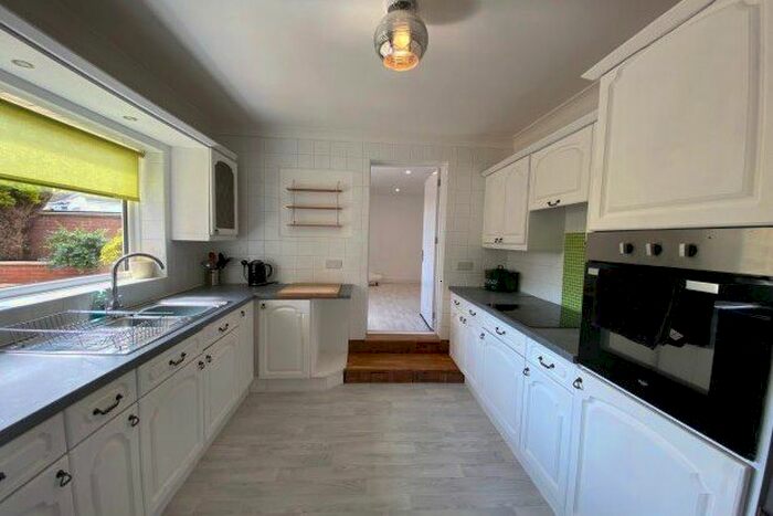 2 Bedroom Flat To Rent In Newlands Avenue, Newcastle Upon Tyne, NE3