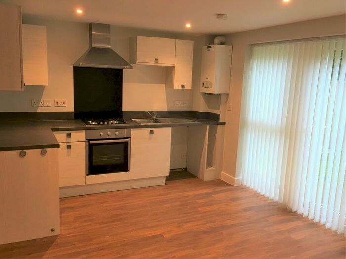 1 Bedroom Flat To Rent In Wareham Road, Corfe Mullen, Wimborne, BH21