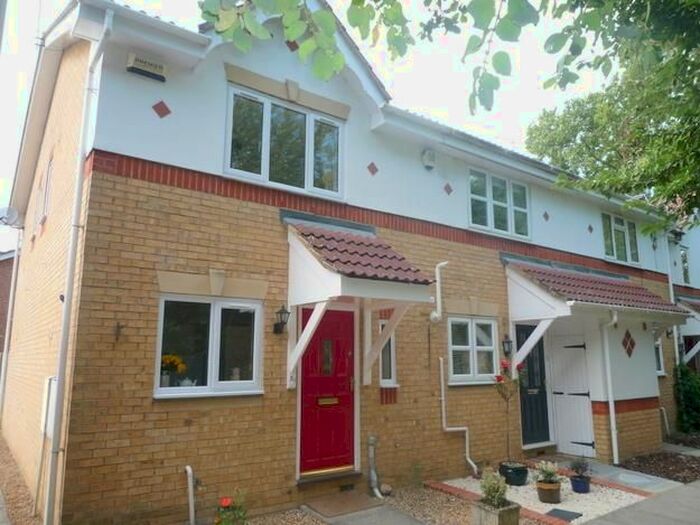 2 Bedroom Semi-Detached House To Rent In Blackmead, Riverhead, Sevenoaks, Kent, TN13