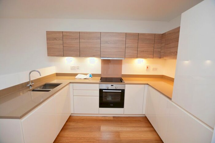 2 Bedroom Flat To Rent In Levett House, Holman Drive, Hanwell, UB2