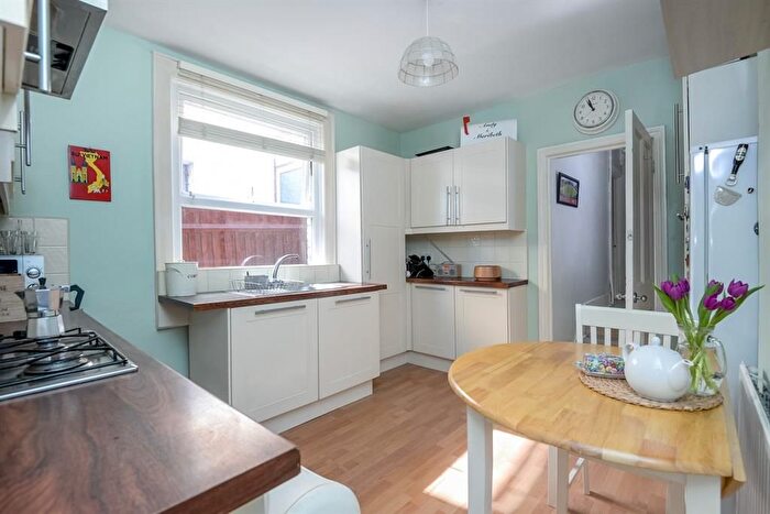 1 Bedroom Maisonette To Rent In Credenhill Street, London, SW16