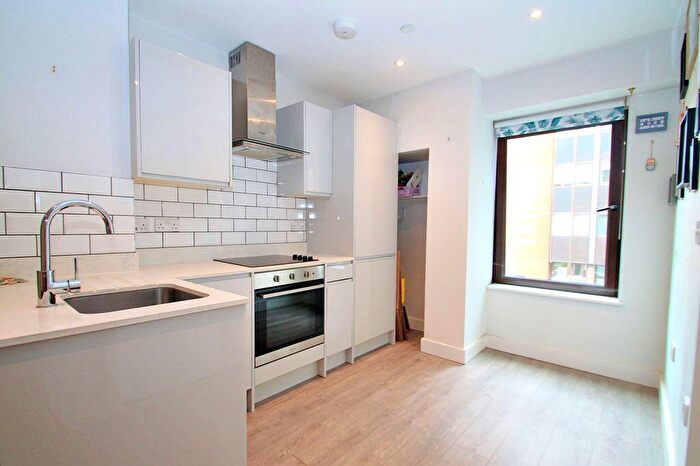 1 Bedroom Flat For Sale In Kymberley Road, Harrow, HA1