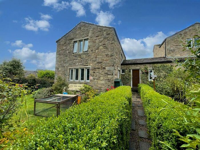 3 Bedroom Cottage For Sale In Back Lane, Hetton, BD23