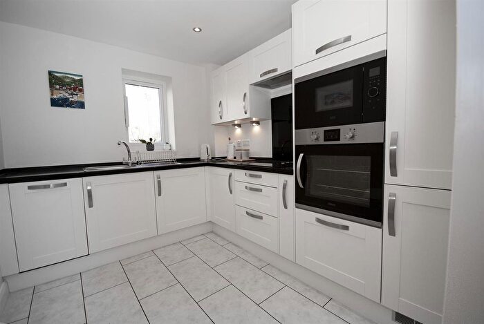 1 Bedroom Flat For Sale In Factory Street, Ramsbottom, Bury, BL0