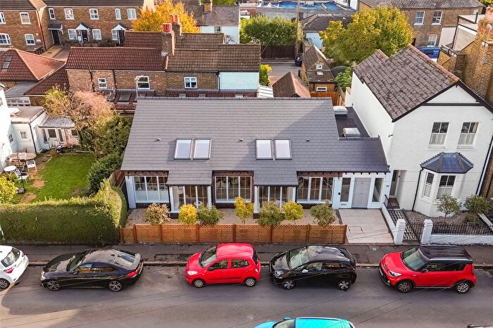 3 Bedroom Semi Detached House For Sale In Milton Road, Hampton, TW12