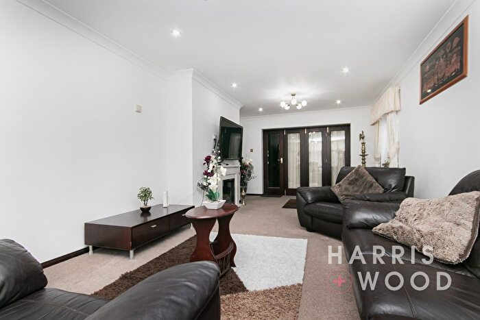 4 Bedroom Detached House For Sale In Straight Road, Colchester, Essex, CO3