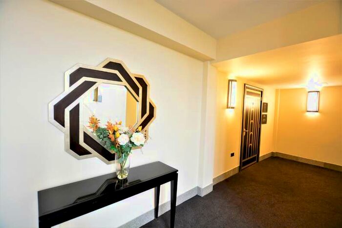 2 Bedroom Property To Rent In Longridge Avenue Saltdean, BN2