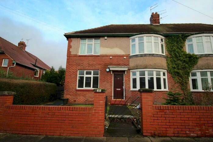 2 Bedroom Flat To Rent In Strathmore Road, Gosforth, Newcastle Upon Tyne, Tyne And Wear, NE3