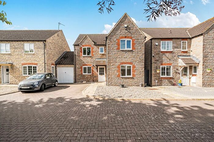 4 Bedroom Detached House For Sale In The Sunflowers, Stratton St Margaret, Swindon, SN2