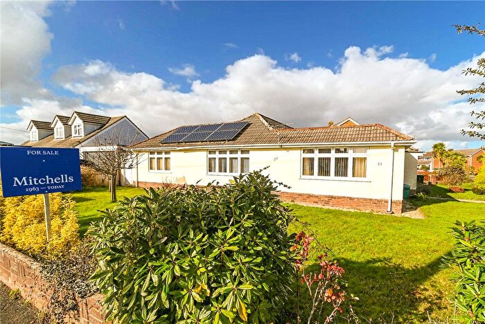 3 Bedroom Bungalow For Sale In Wavendon Avenue, Barton On Sea, New Milton, Hampshire, BH25