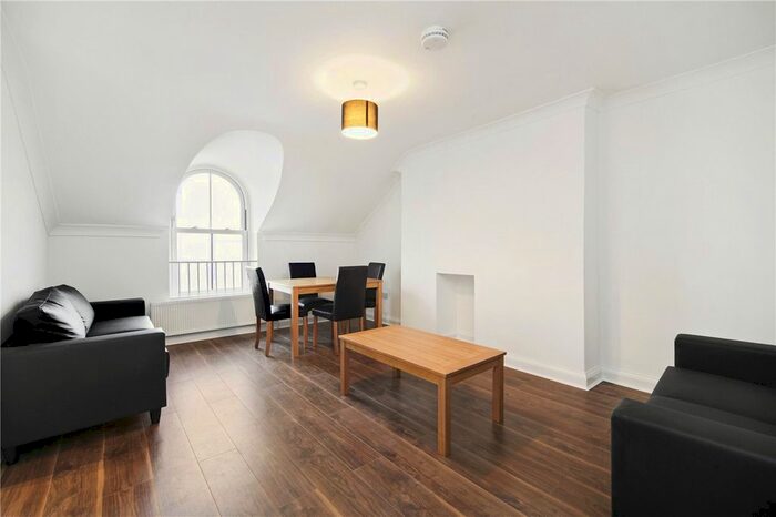 2 Bedroom Flat To Rent In Uxbridge Road, London, W12