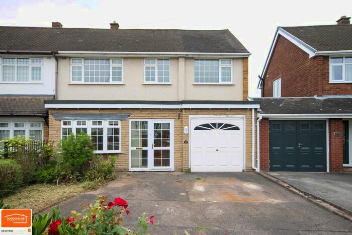 4 Bedroom Semi-Detached House To Rent In Fishley Lane, Little Bloxwich, Bloxwich, WS3