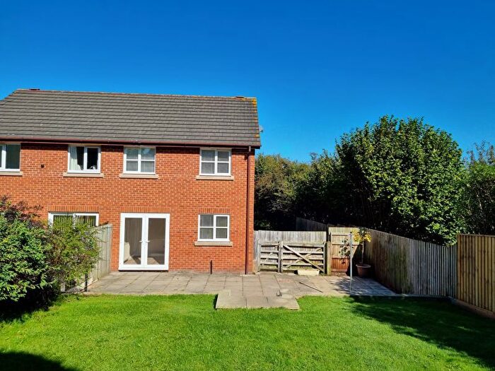 3 Bedroom Semi-Detached House To Rent In Watersedge, Frodsham, WA6