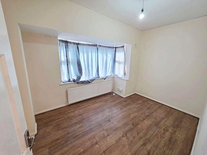 4 Bedroom Terraced House To Rent In Stokes Road, East Ham, Newham, London, E6