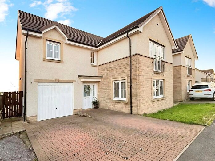 4 Bedroom Detached House For Sale In Hilton Road, Cowdenbeath, KY4