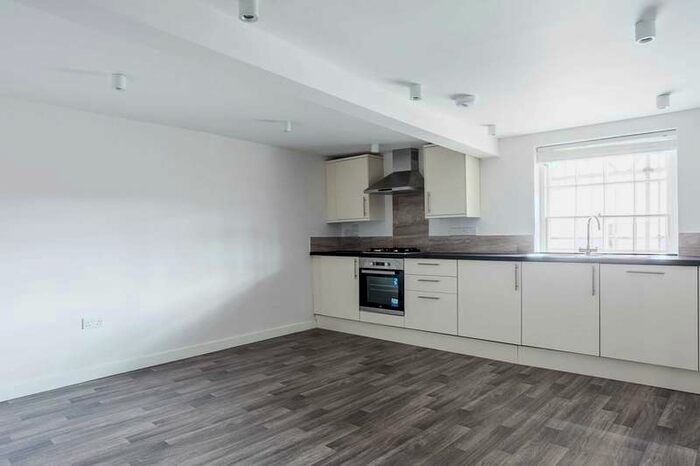 1 Bedroom Apartment To Rent In The Causeway, Chippenham, SN15