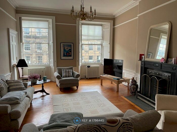 2 Bedroom Flat To Rent In London Street, Edinburgh, EH3