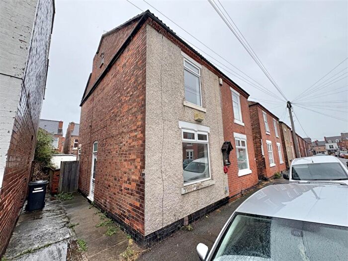 2 Bedroom Semi-Detached House To Rent In Hamilton Road, Long Eaton, Nottingham, NG10
