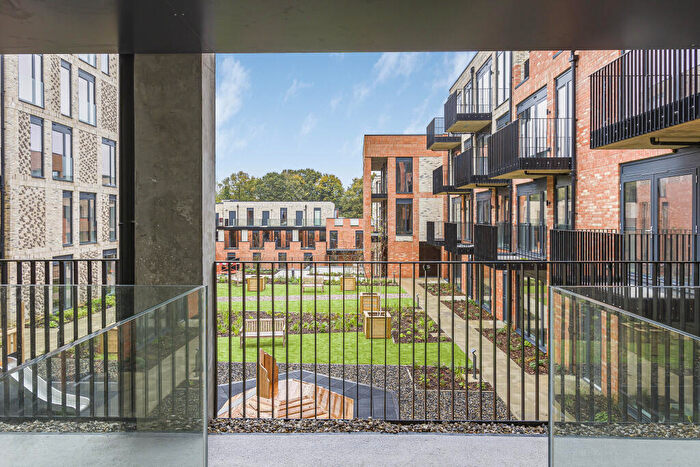 1 Bedroom Apartment For Sale In Edison House, Campfield Road, St. Albans, Hertfordshire, AL1